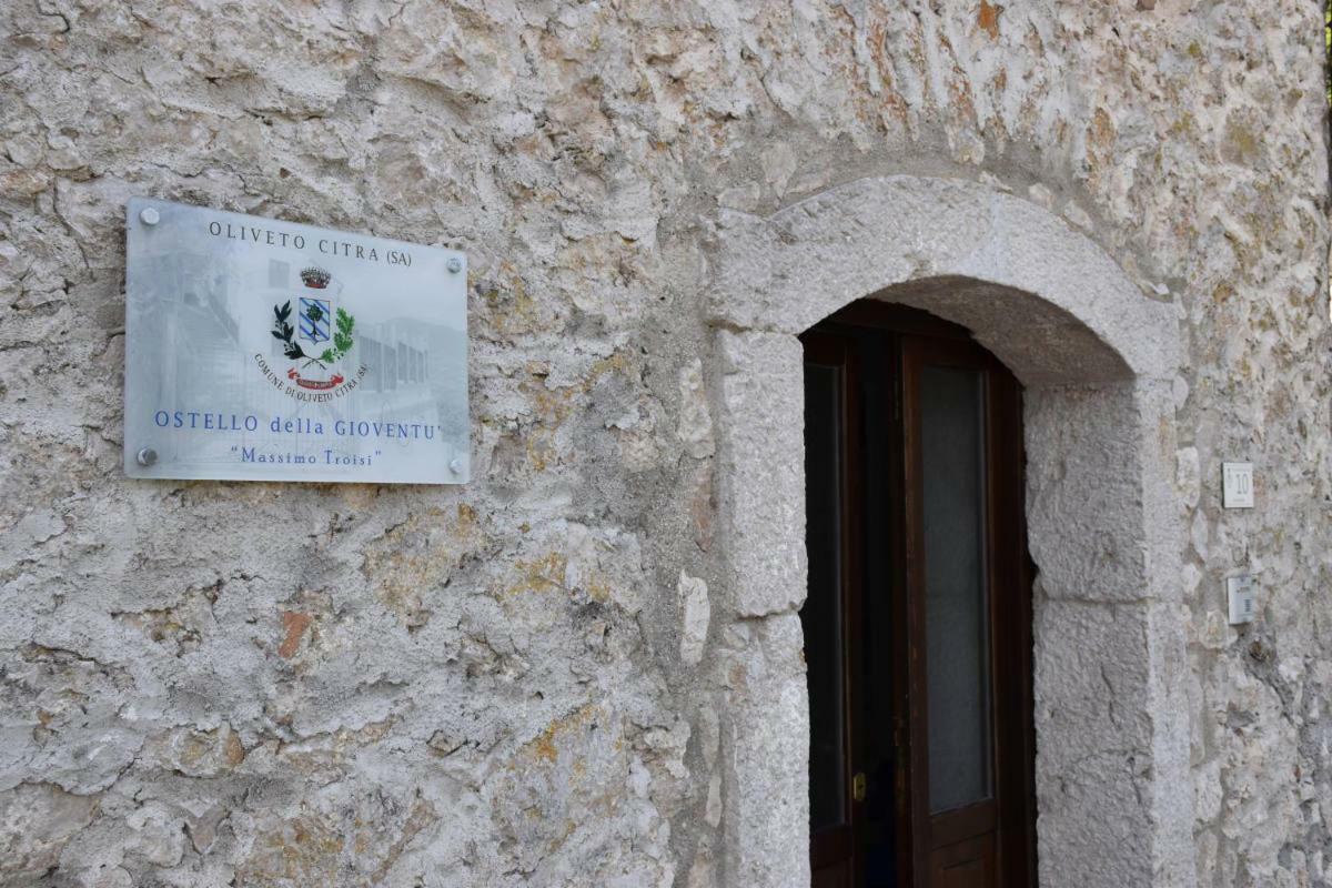 Ostello Della Gioventu Massimo Troisi Oliveto Citra Exterior photo